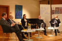 Dr. Michael Köhler, Prof. Dr. em. Jürgen Miethke, Isabelle Guzmán, Monsignore Bernd Kaut und Rainer Wieland. Konzilstadt Konstanz Dr. Michael Köhler, Prof. Dr. em. Jürgen Miethke, Isabelle Guzmán, Monsignore Bernd Kaut und Rainer Wieland